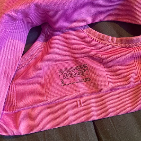 Patagonia sports bra - Picture 3 of 4